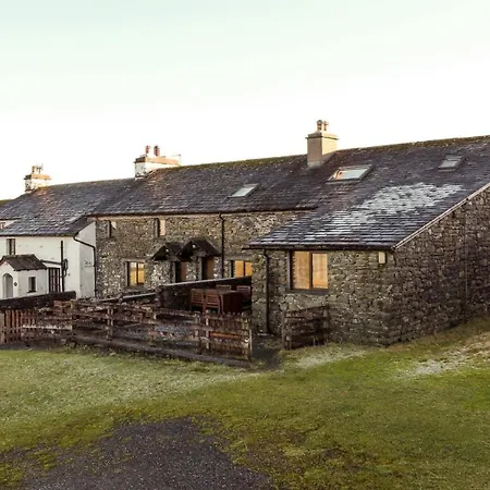 度假居 The At Thompson Ground